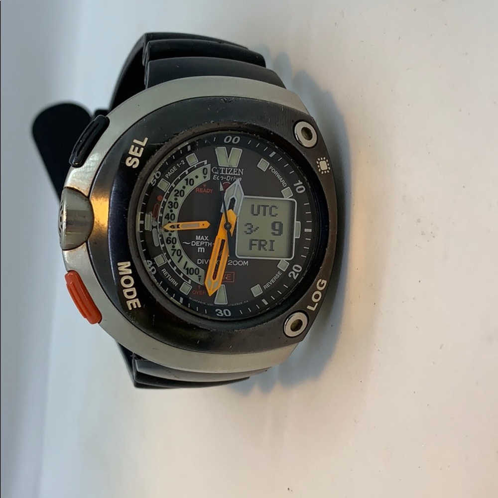 Citizen Aqualand Eco-Drive Watch Diving Watch
